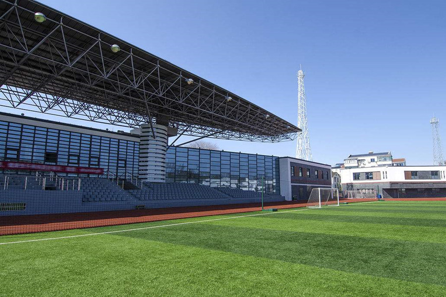 遵化体育场看台网架工程